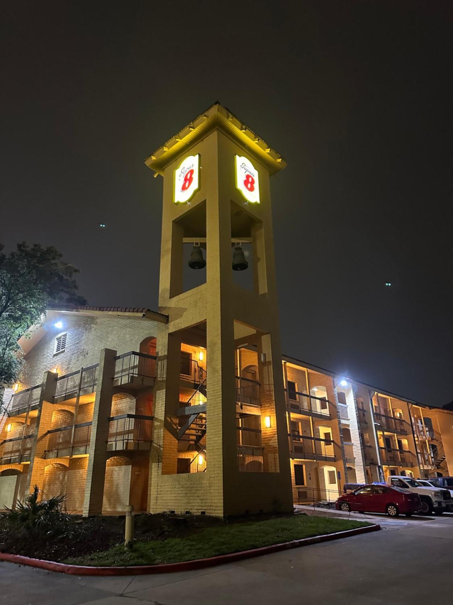 Super 8 By Wyndham The Woodlands North Hotel Luaran gambar