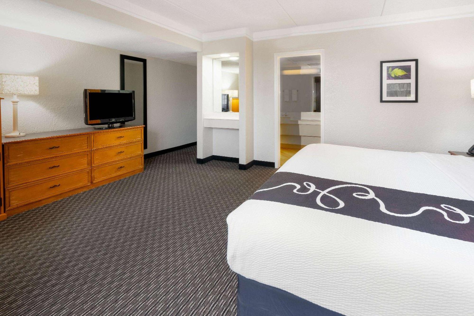Super 8 By Wyndham The Woodlands North Hotel Luaran gambar