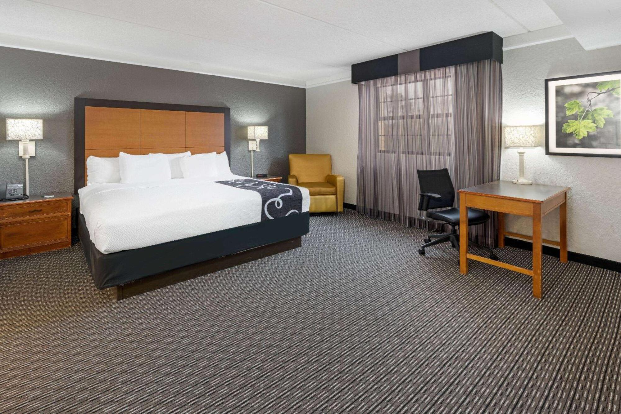 Super 8 By Wyndham The Woodlands North Hotel Luaran gambar