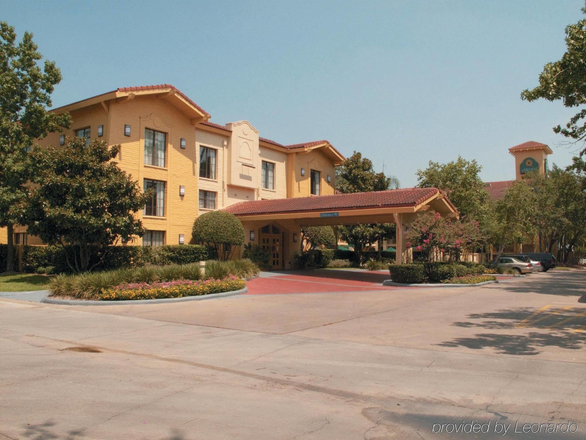 Super 8 By Wyndham The Woodlands North Hotel Luaran gambar