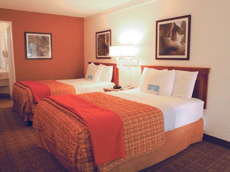 Super 8 By Wyndham The Woodlands North Hotel Luaran gambar